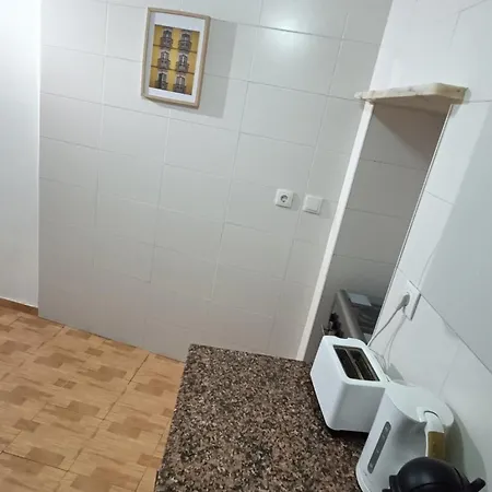 Ilda's Bica House דירה